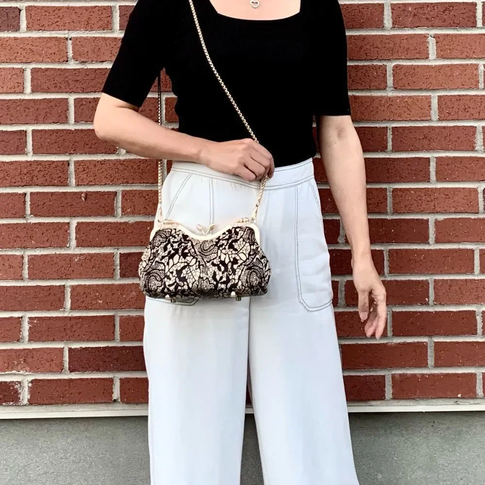 Handmade Real hair-on-horsehide Black Lace Print Kisslock Clutch/Crossbody - Picture 8 of 16